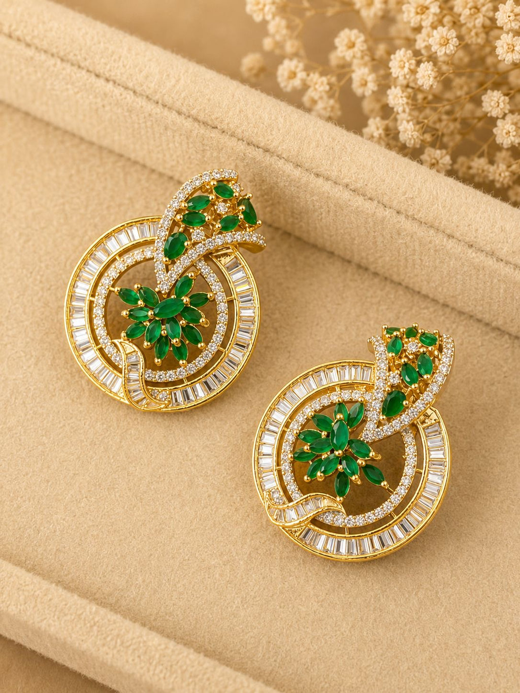 Emerald Spiral Diamond Pendant Necklace Set