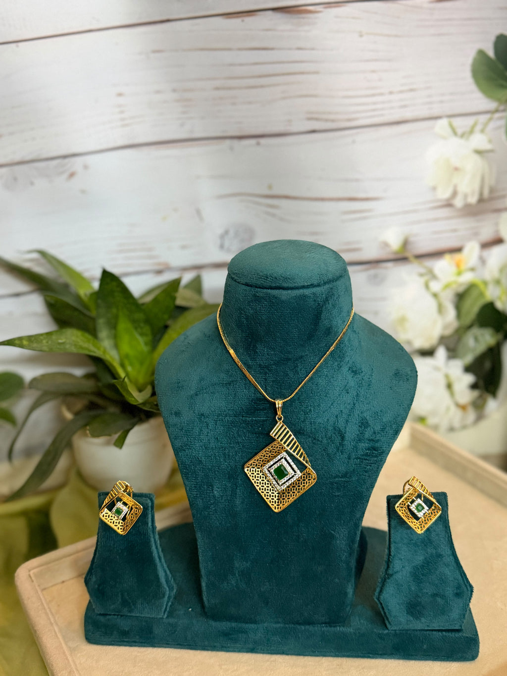 Green Stone Diamond Look Pendant Necklace Set