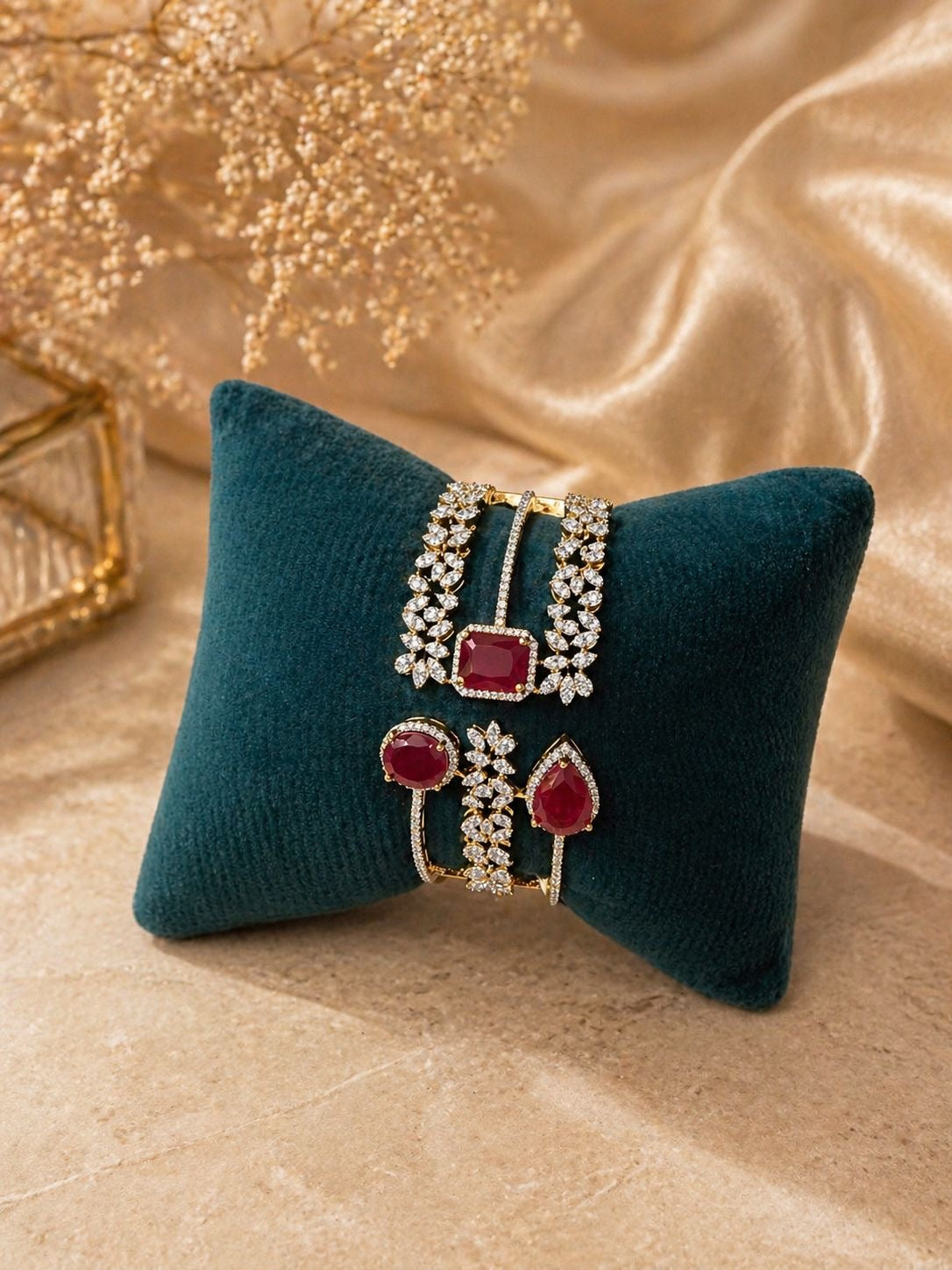 Green/Red Layer Gemstone Bracelet Set with Crystal Detailing