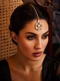 Contemporary Kundan Crescent Maang Tikka for Women