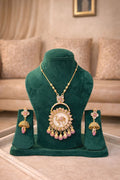 Elephant Motif Pendant Necklace Set