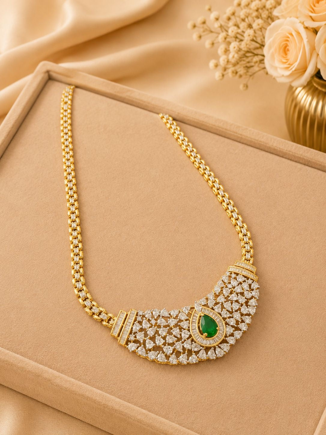 Emerald Teardrop Diamond Necklace Set