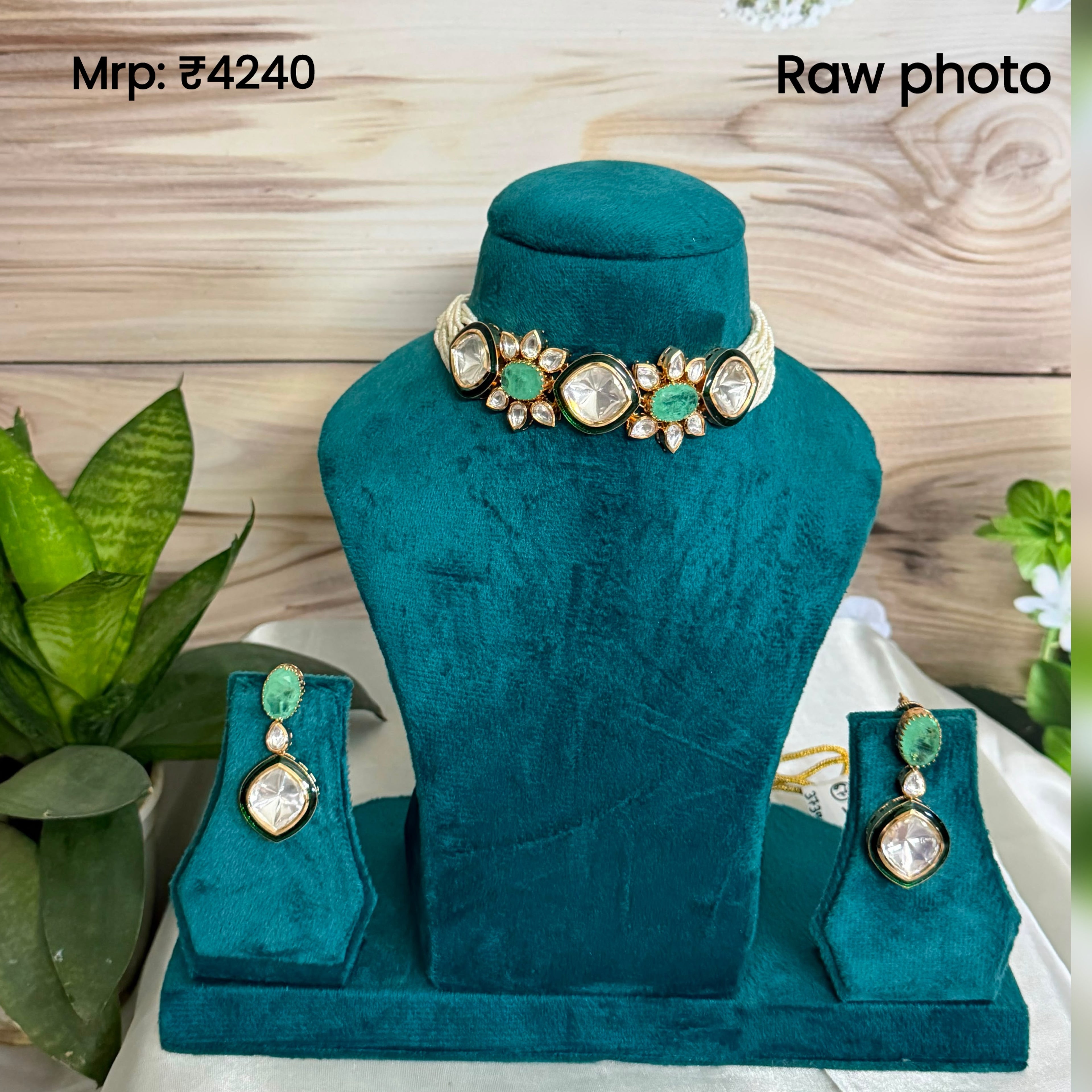 Emerald Kundan Choker Set | Green Stone Traditional Polki Necklace Set