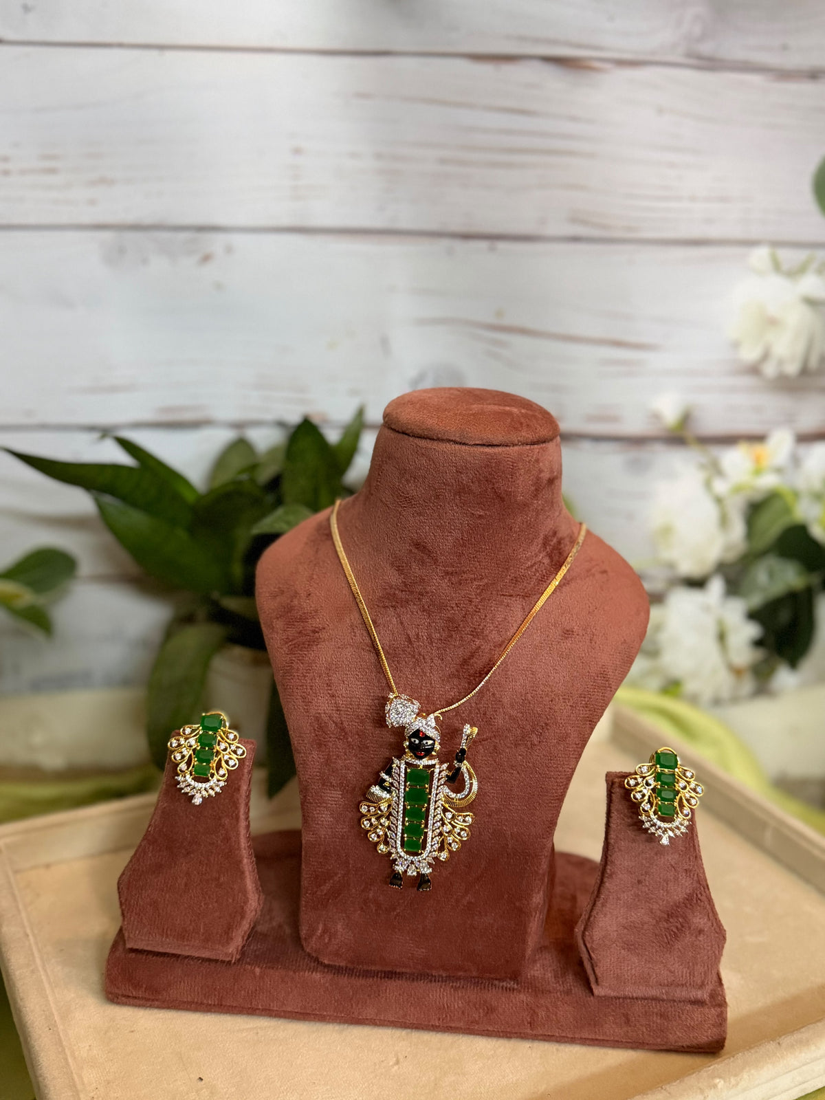 Green Krishna Diamond Look Necklace Set