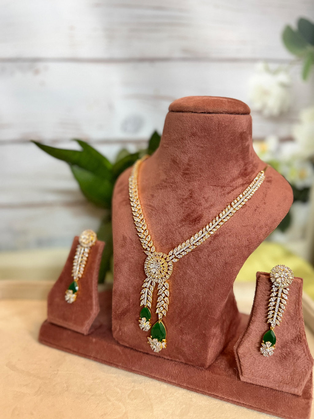 Green Diamond Look Necklace Set with Leaf Detailing and Matching Earrings