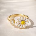 White daisy Ring
