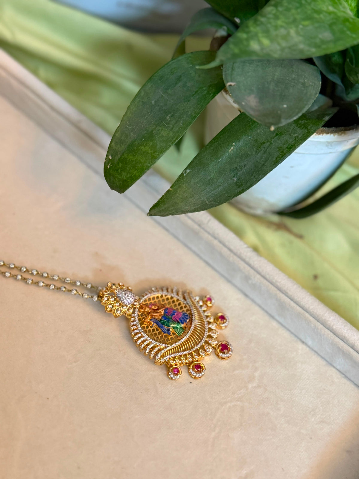 Radha Krishna Pendant Necklace Set