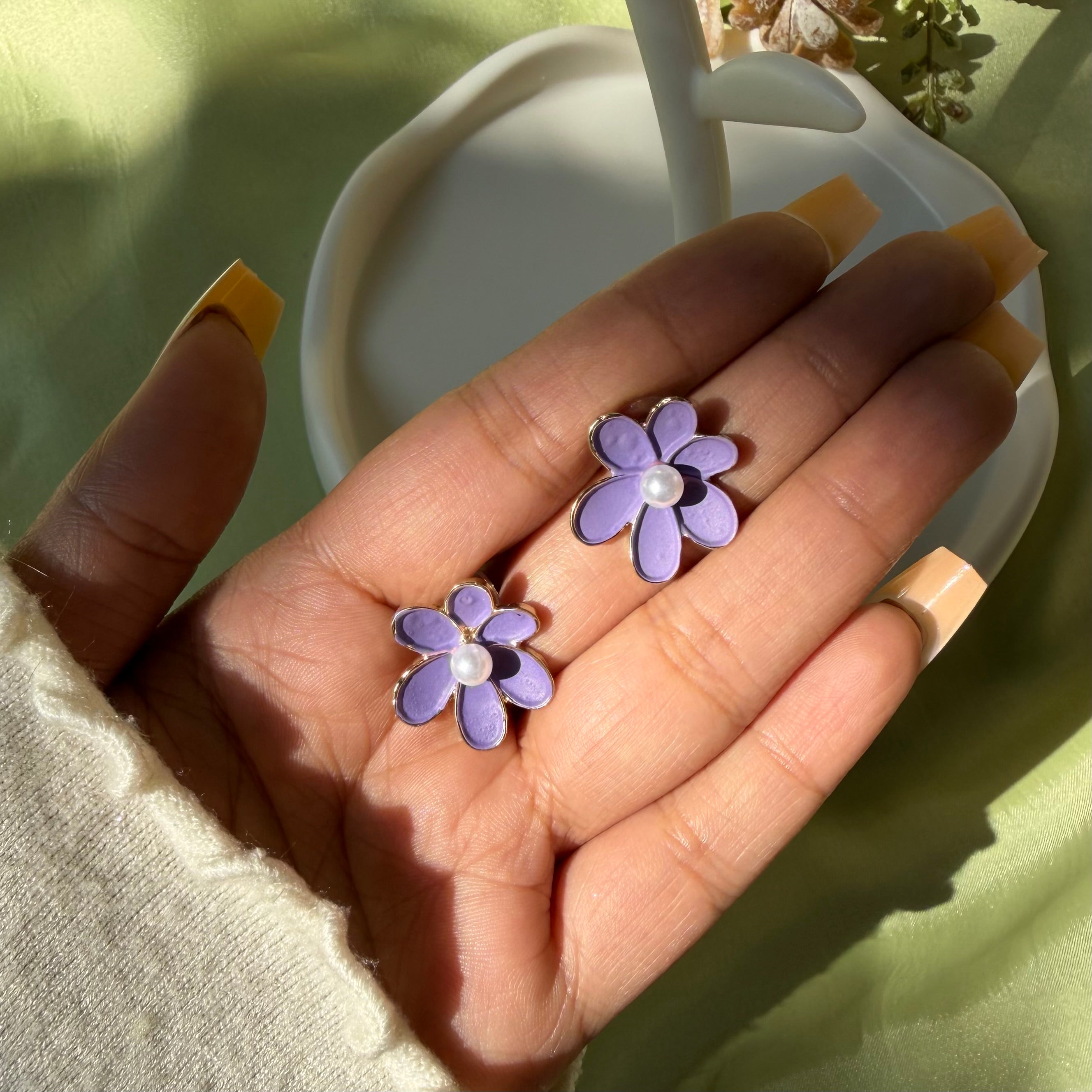 Purple pearl Earrings